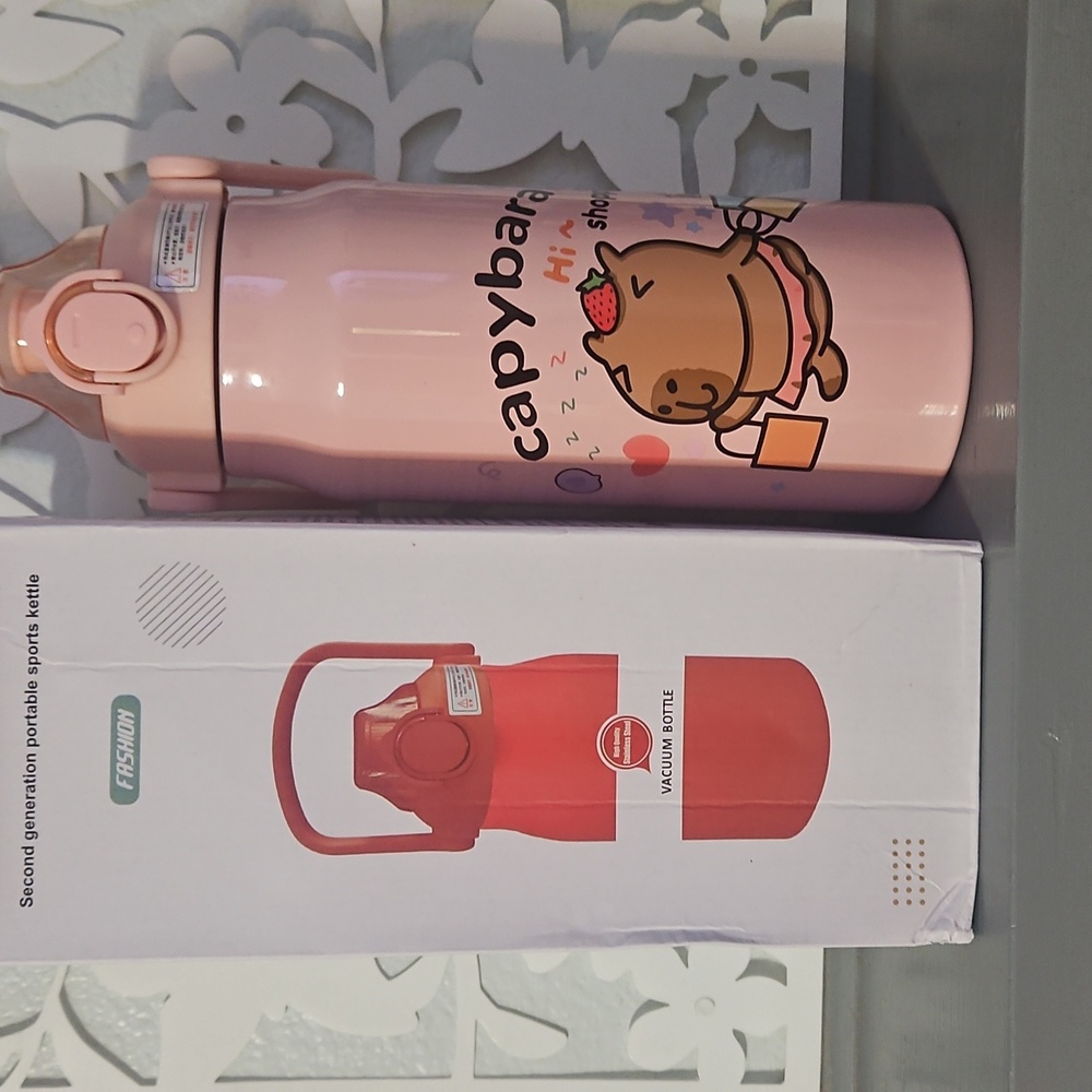 Pink Capybara Water Bottle - Picture 6 of 6